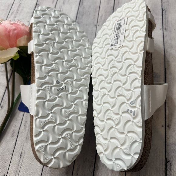 New Birkenstock Mayari
Birko-Flor - White - Picture 14 of 14